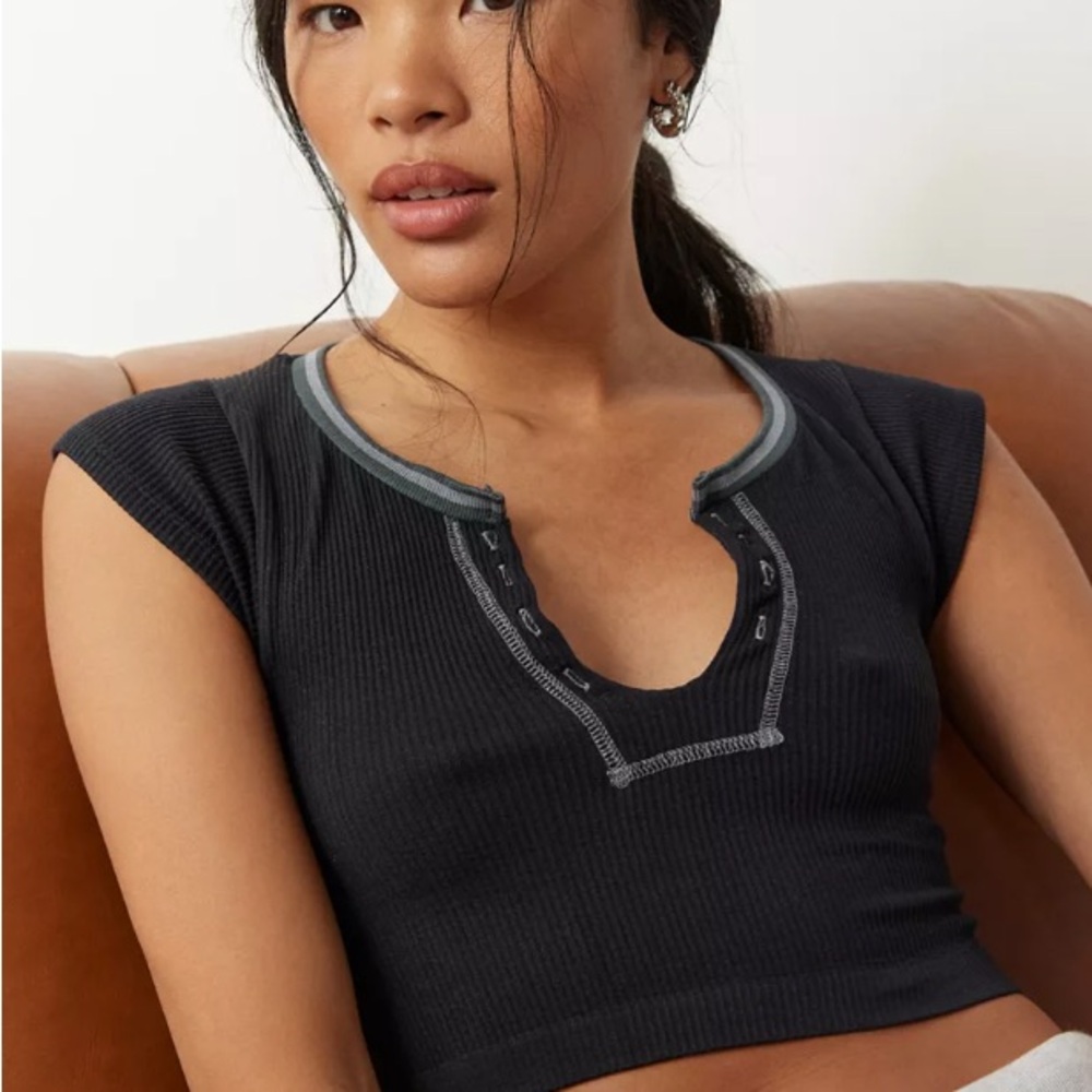 Out from Under Go For Gold Seamless Top